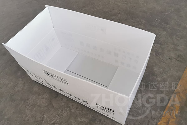 中空板箱價(jià)格與紙箱相比有優(yōu)勢嗎？