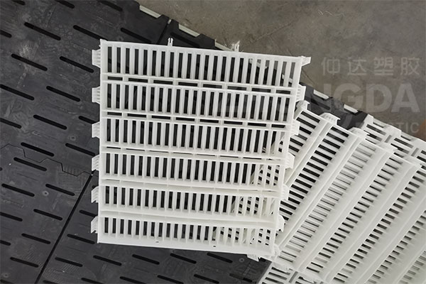 豬場(chǎng)漏縫板存在哪幾個(gè)問(wèn)題？